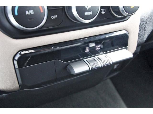 2022 RAM 1500 Laramie 4x4 Crew Cab 5'7" Box