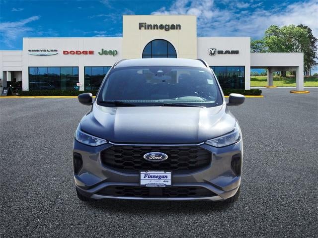 2023 Ford Escape ST-Line FWD