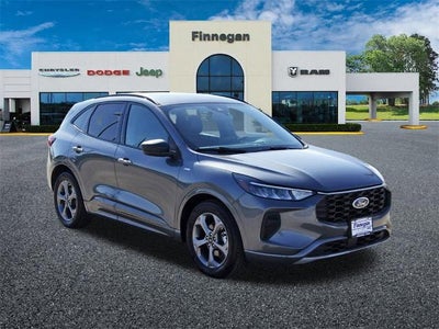 2023 Ford Escape ST-Line FWD