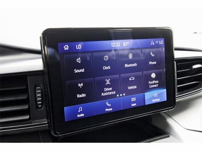 2024 Ford Explorer XLT RWD