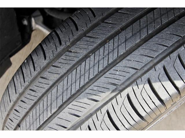 2024 Ford Explorer XLT RWD