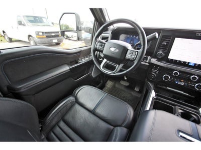 2025 Ford F-350SD Platinum DRW