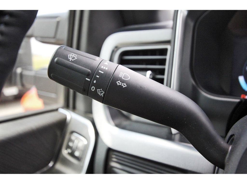 2025 Ford F-350SD Platinum DRW