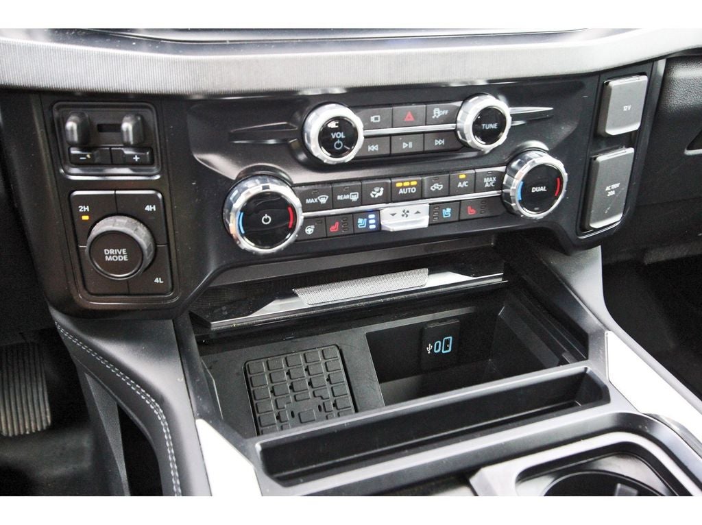 2025 Ford F-350SD Platinum DRW