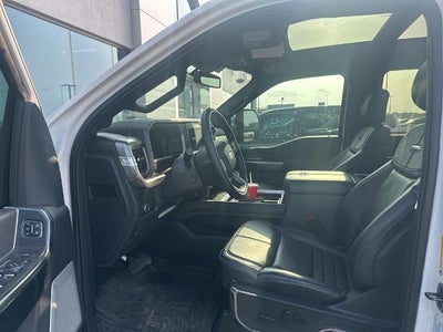 2025 Ford Super Duty F-350 DRW Platinum 4WD Crew Cab 8' Box