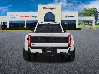 2025 Ford F-350SD Platinum DRW