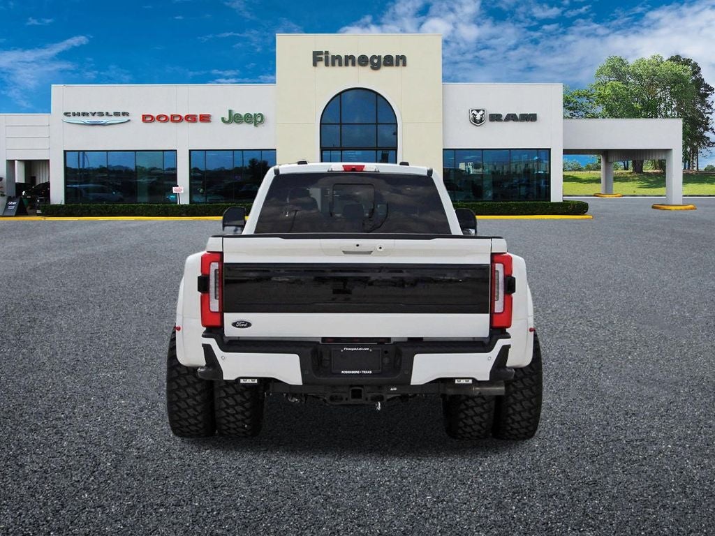 2025 Ford F-350SD Platinum DRW