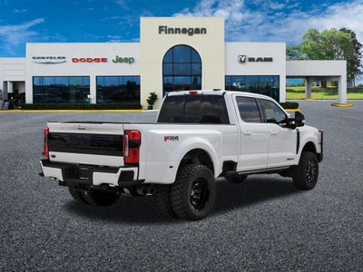 2025 Ford F-350SD Platinum DRW