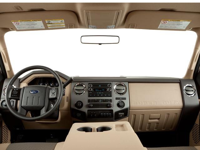 2013 Ford Super Duty F-350 DRW 4WD Crew Cab 8 Ft Box Lariat