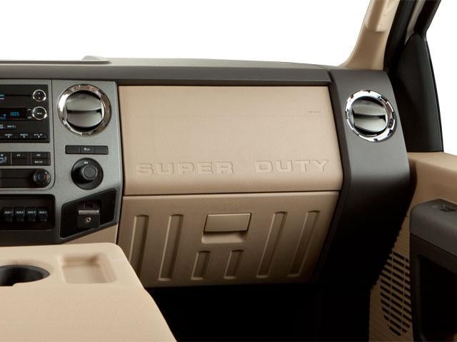 2013 Ford Super Duty F-350 DRW 4WD Crew Cab 8 Ft Box Lariat