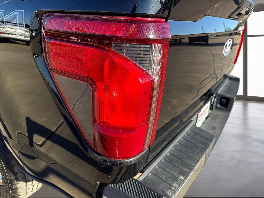 2024 Ford F-150 XLT 3.5L POWERBOOST FULL HYBRID - MOBILE OFFICE PACKAG