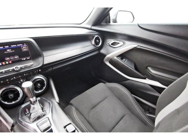 2021 Chevrolet Camaro 2dr Coupe 1LT