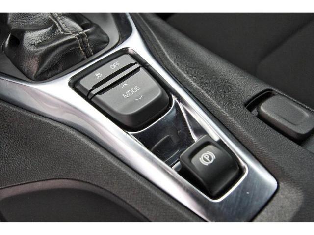 2021 Chevrolet Camaro 2dr Coupe 1LT