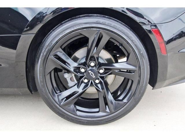 2021 Chevrolet Camaro 2dr Coupe 1LT