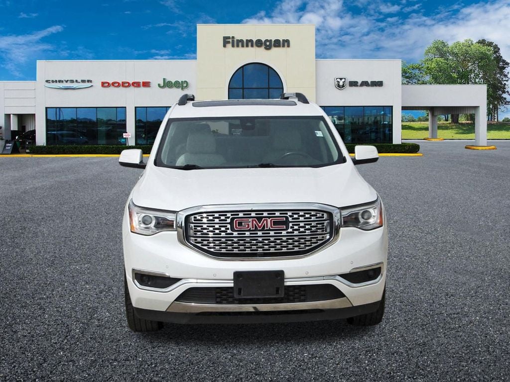 2019 GMC Acadia Denali DUAL MOONROOF - 2ND ROW CAPTIANS CHAIRS