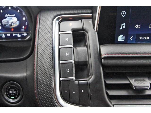 2024 Chevrolet Suburban 2WD RST