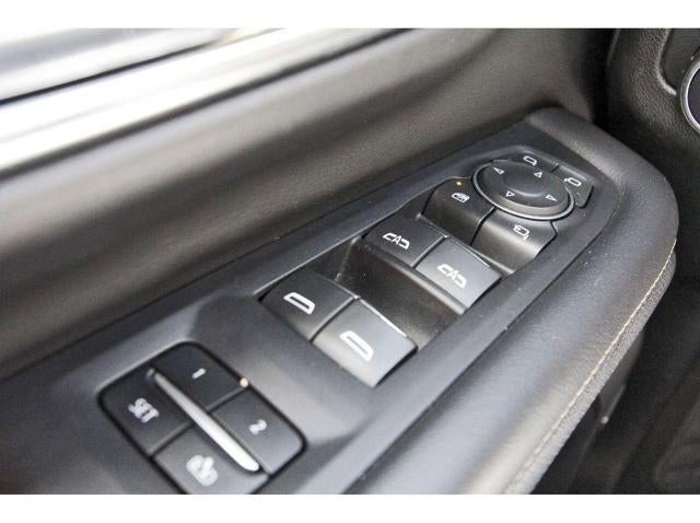 2023 Chevrolet Suburban 2WD Premier