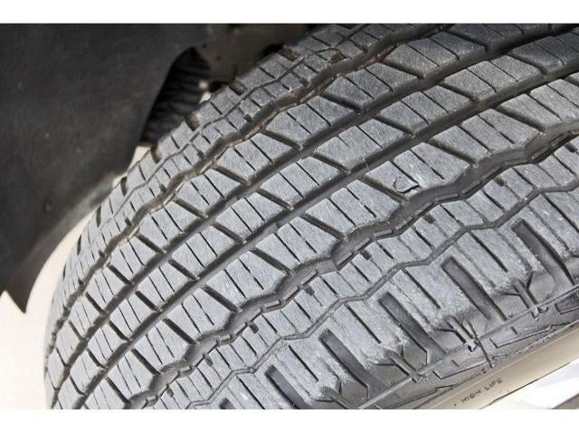 2023 Chevrolet Suburban 2WD Premier