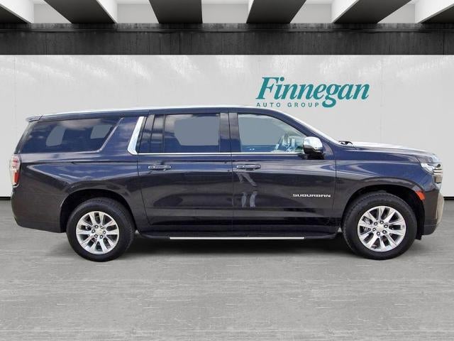 2023 Chevrolet Suburban 2WD Premier