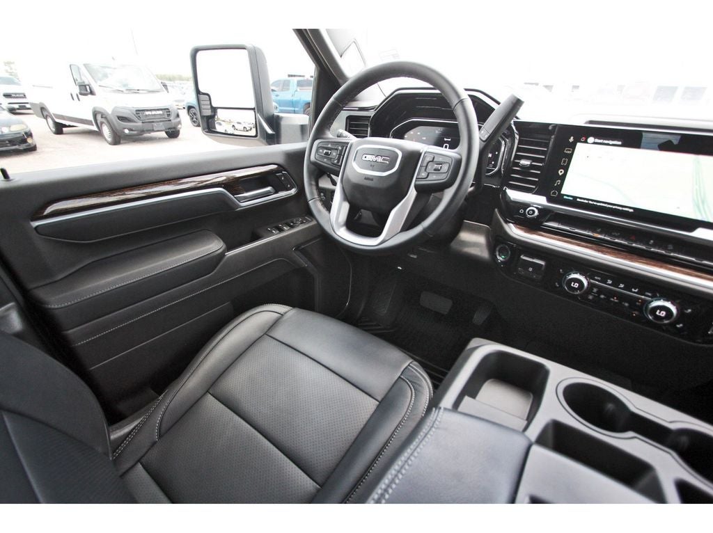 2025 GMC Sierra 2500HD 4WD Double Cab Standard Bed SLE