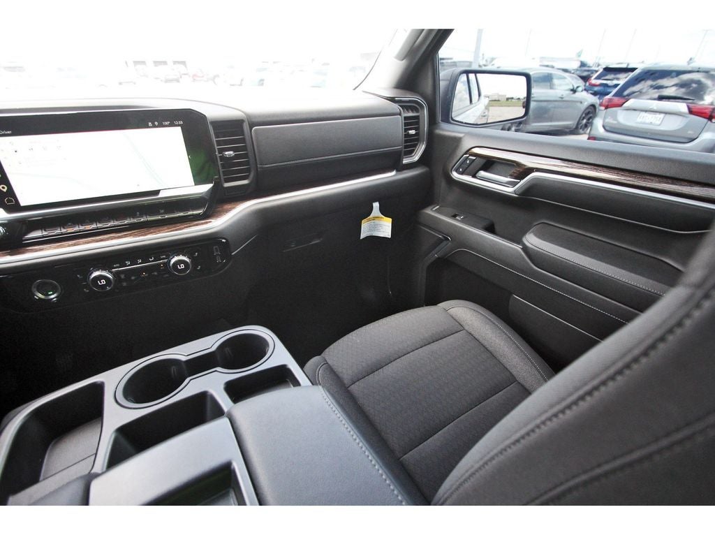 2024 GMC Sierra 1500 Elevation BLACKOUT PACKAGE - BLACK RIMS