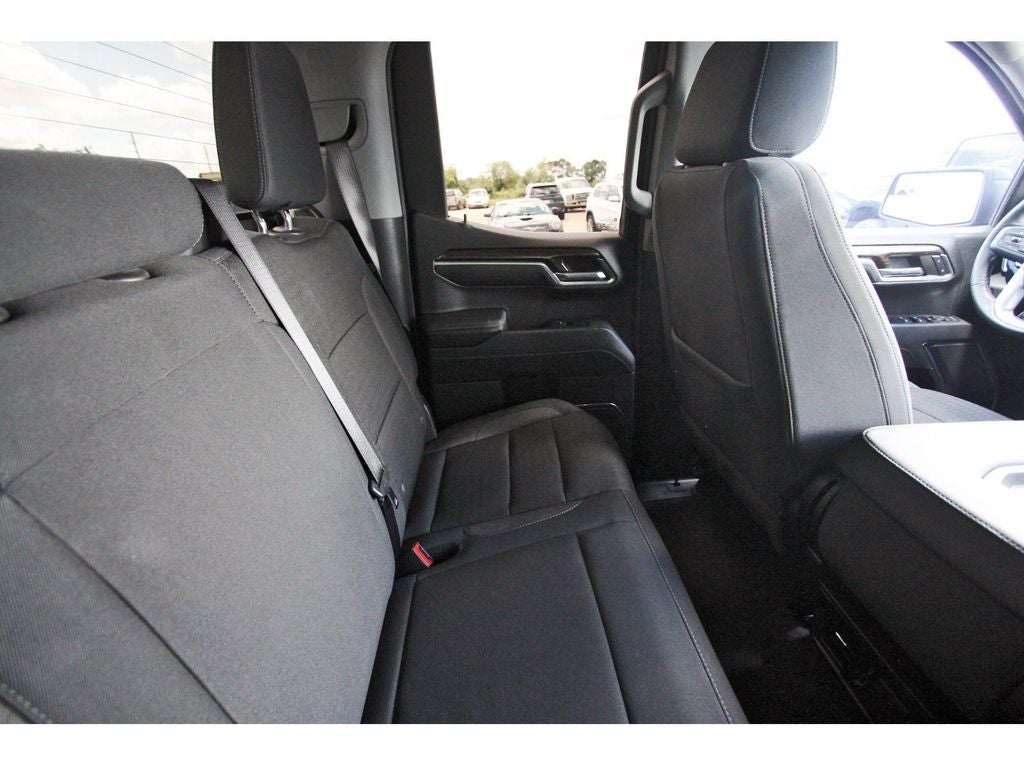 2024 GMC Sierra 1500 Elevation BLACKOUT PACKAGE - BLACK RIMS