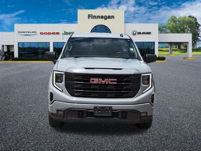2024 GMC Sierra 1500 Elevation BLACKOUT PACKAGE - BLACK RIMS