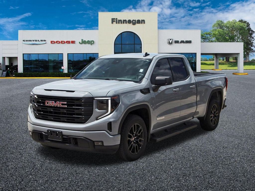 2024 GMC Sierra 1500 Elevation BLACKOUT PACKAGE - BLACK RIMS