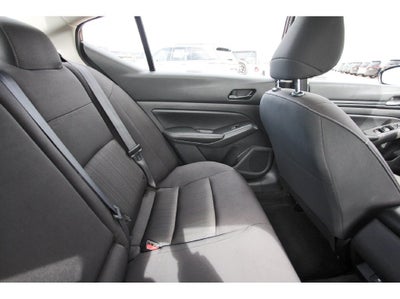 2025 Nissan Altima 2.5 SV Apple Car Play - Android Auto