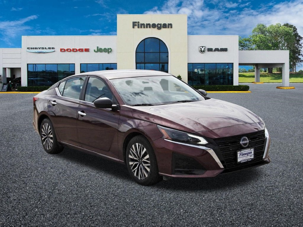 2025 Nissan Altima 2.5 SV Apple Car Play - Android Auto