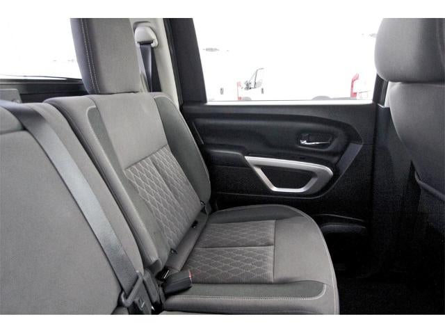 2021 Nissan Titan 4x2 Crew Cab SV