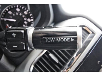 2021 Nissan Titan 4x2 Crew Cab SV