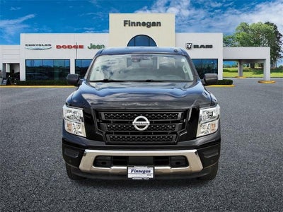 2021 Nissan Titan 4x2 Crew Cab SV