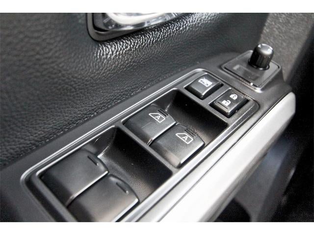 2021 Nissan Titan 4x2 Crew Cab SV