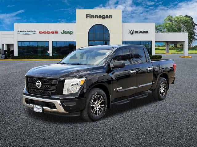 2021 Nissan Titan 4x2 Crew Cab SV