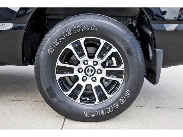 2021 Nissan Titan 4x2 Crew Cab SV