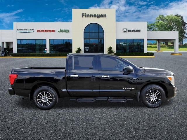 2021 Nissan Titan 4x2 Crew Cab SV