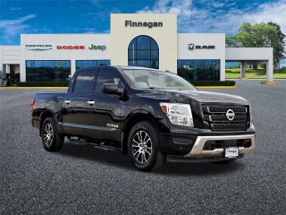2021 Nissan Titan 4x2 Crew Cab SV