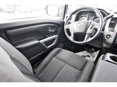 2019 Nissan Titan 4x2 Crew Cab SV