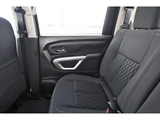 2019 Nissan Titan 4x2 Crew Cab SV