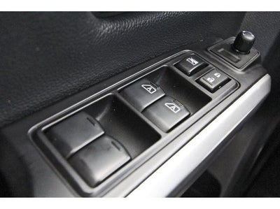 2019 Nissan Titan 4x2 Crew Cab SV