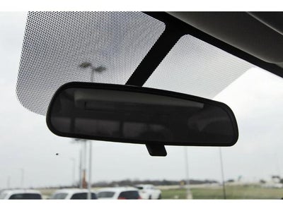 2019 Nissan Titan 4x2 Crew Cab SV