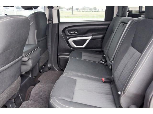 2019 Nissan Titan 4x2 Crew Cab SV