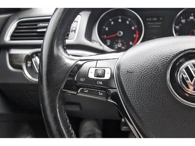 2018 Volkswagen Passat 2.0T SE w/Technology Auto