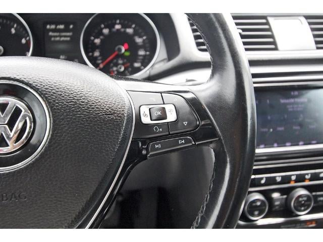 2018 Volkswagen Passat 2.0T SE w/Technology Auto