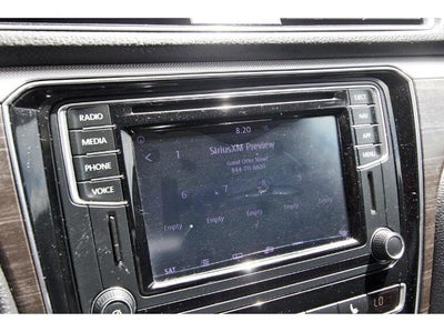 2018 Volkswagen Passat 2.0T SE w/Technology Auto