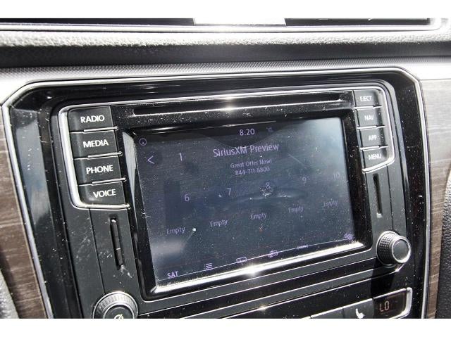2018 Volkswagen Passat 2.0T SE w/Technology Auto