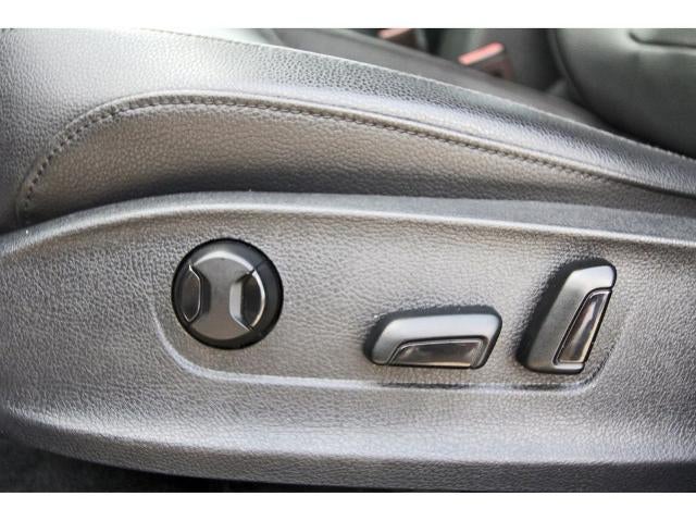 2018 Volkswagen Passat 2.0T SE w/Technology Auto
