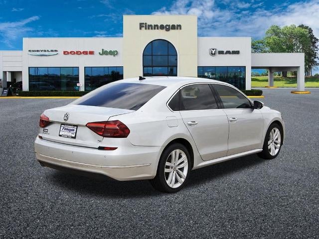 2018 Volkswagen Passat 2.0T SE w/Technology Auto