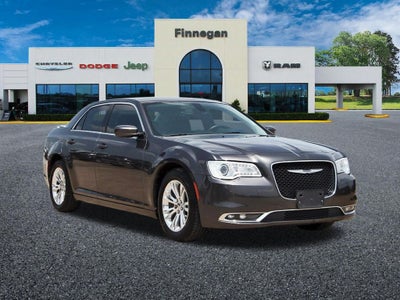 2020 Chrysler 300 Touring